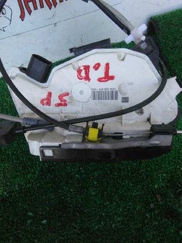Zamek drzwi tylnych prawych 6J0839016C VAG