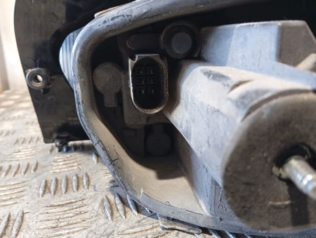 6J4945095K VAG
