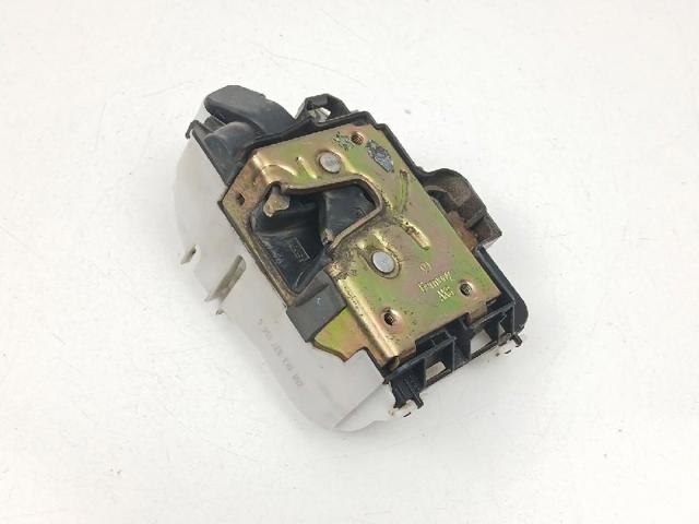 Zamek drzwi przednich prawych 6K1837016G VAG