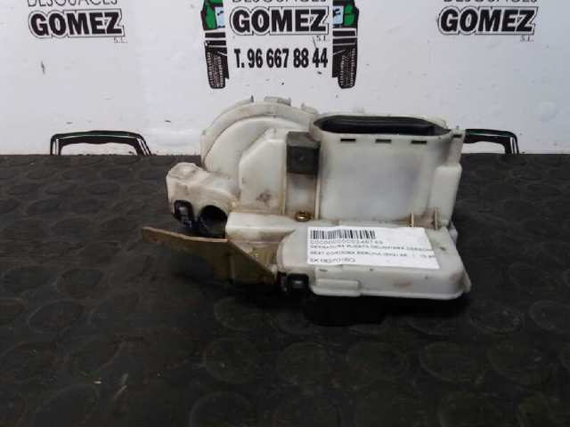 Zamek drzwi przednich prawych 6K1837016Q VAG