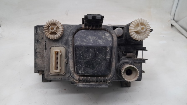 Reflektor prawy 6K1941010Q VAG