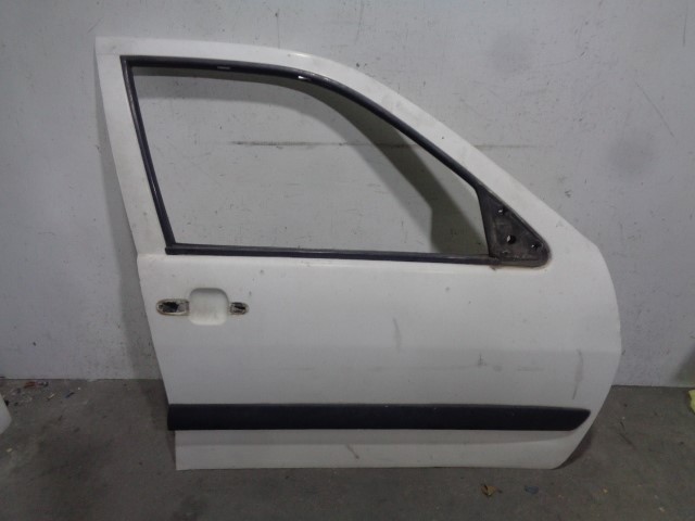 Drzwi przednie prawe 6K4831052C VAG