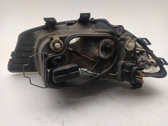 Reflektor lewy 6L1941006A VAG