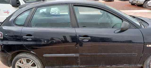 Drzwi przednie prawe 6L4831056S VAG