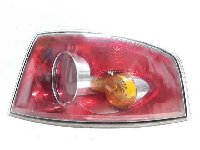 Lampa zespolona tylna prawa zewnętrzna 6L6945096A VAG