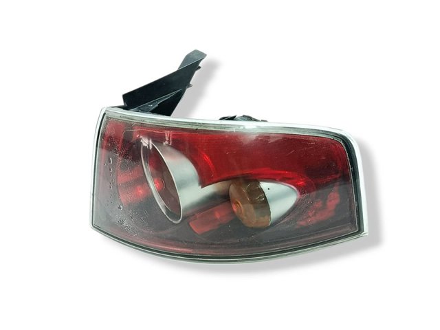 Lampa zespolona tylna prawa zewnętrzna 6L6945096A VAG