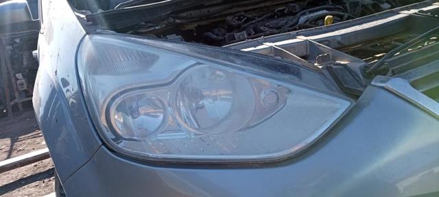 Reflektor prawy 6M2113W029AK FORD