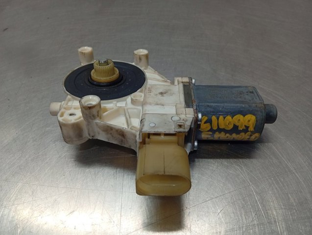 6M2114553B Ford