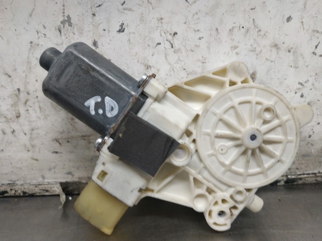 6M2114553B Ford