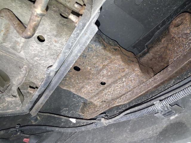 6M2117970AF5ZCT Ford