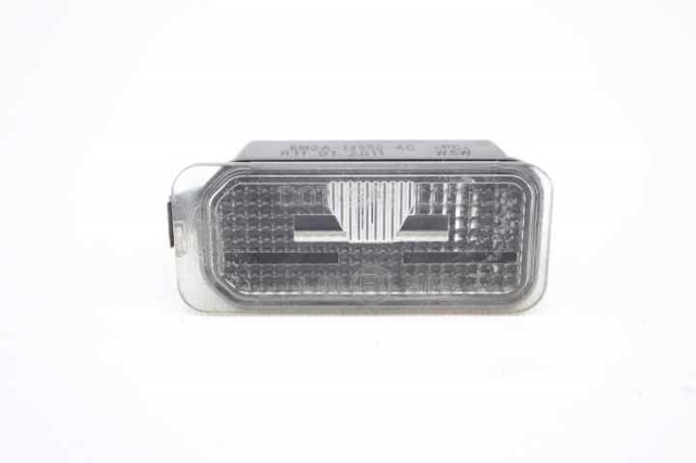 Lampa oświetlenia tylnej tablicy rejestracyjnej 6M2A13550AC FORD