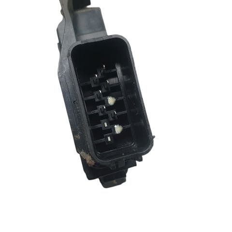 Zamek drzwi tylnych prawych 6M2AR26412BC FORD