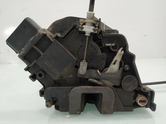 Zamek drzwi tylnych prawych 6M2AR26412BC FORD
