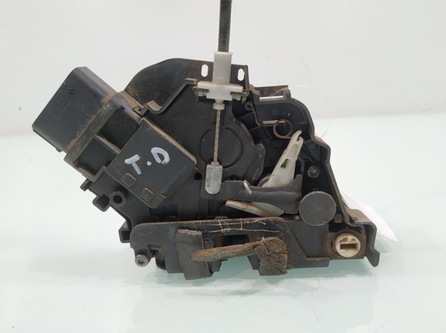 Zamek drzwi tylnych prawych 6M2AR26412BC FORD