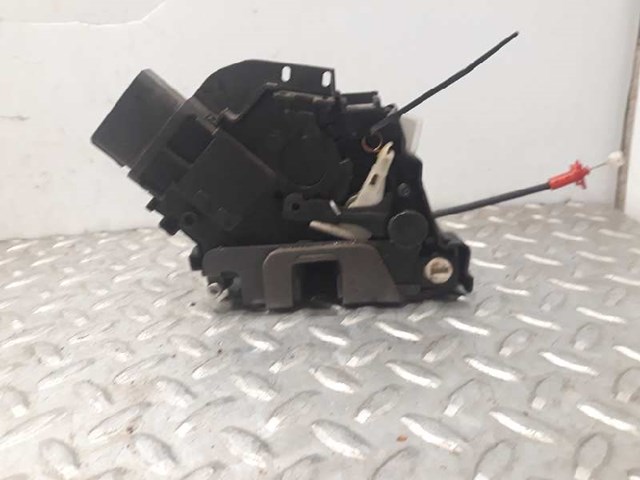 Zamek drzwi tylnych prawych 6M2AR26412BD FORD