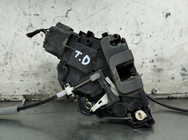 Zamek drzwi tylnych lewych 6M2AR26413BB FORD