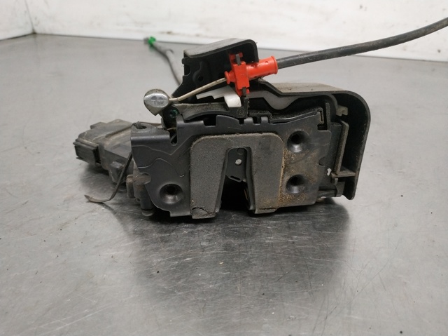 Zamek drzwi tylnych lewych 6M2AR26413BB FORD