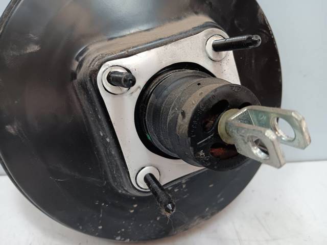 Wzmacniacz próżniowy hamulców 6M512B195FE FORD