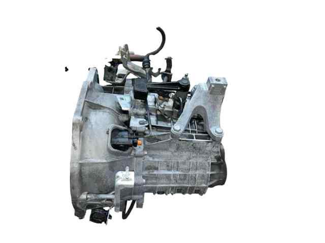 Mechaniczna skrzynia biegów w komplecie 6M5R7002YC MAZDA
