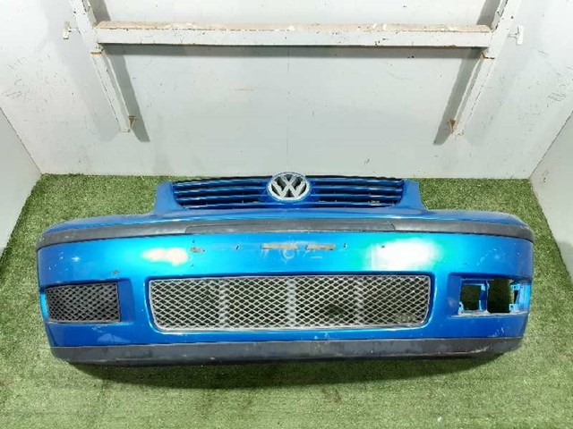 Zderzak przedni 6N0807217EGRU VAG