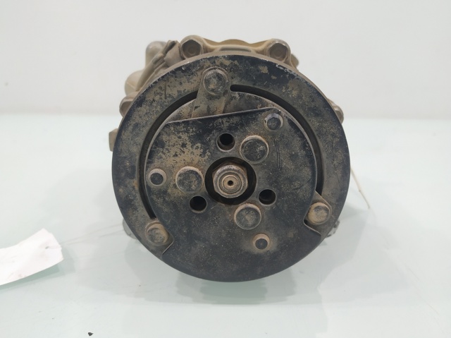 Sprężarka klimatyzacji 6N0820803A VAG