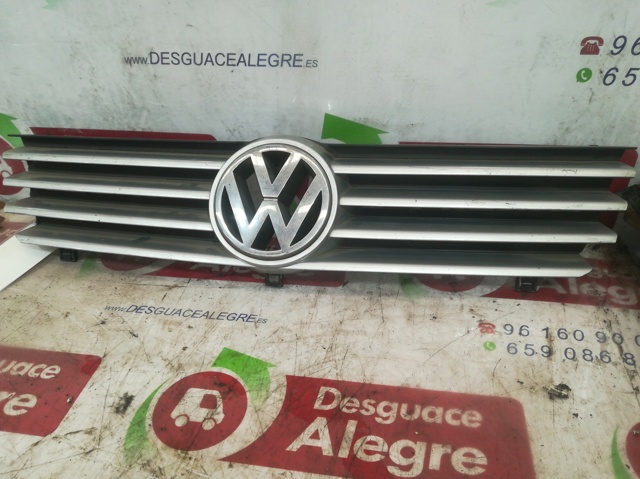 Atrapa chłodnicy 6N0853651 VAG