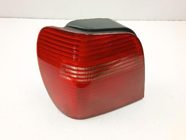 Lampa zespolona tylna lewa 6N0945095H VAG