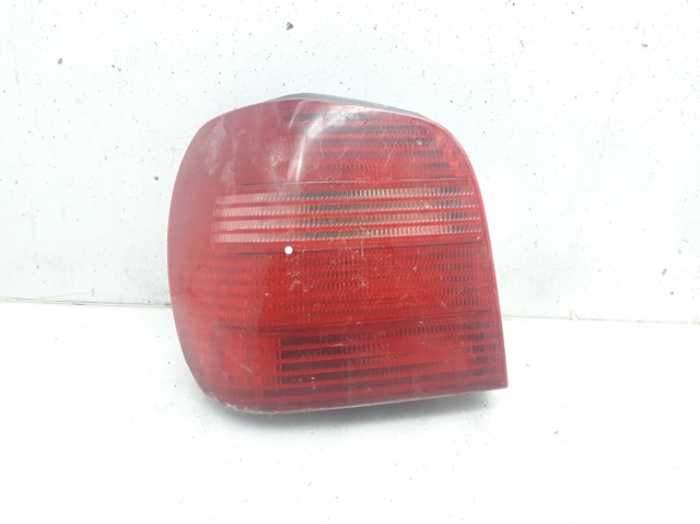 Lampa zespolona tylna lewa 6N0945095H VAG