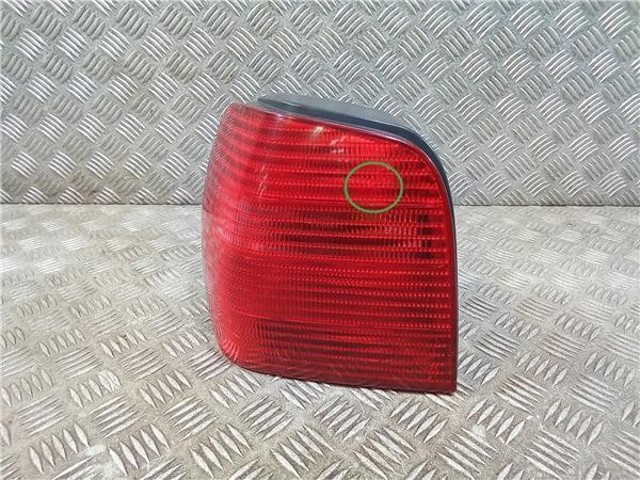 Lampa zespolona tylna lewa 6N0945095H VAG