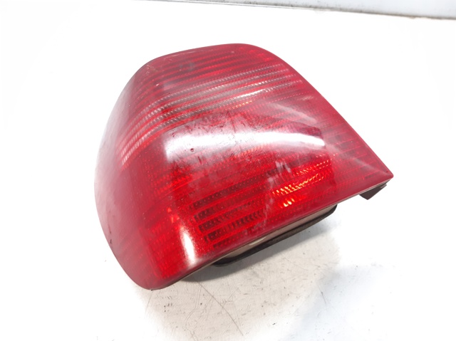 Lampa zespolona tylna lewa 6N0945095H VAG