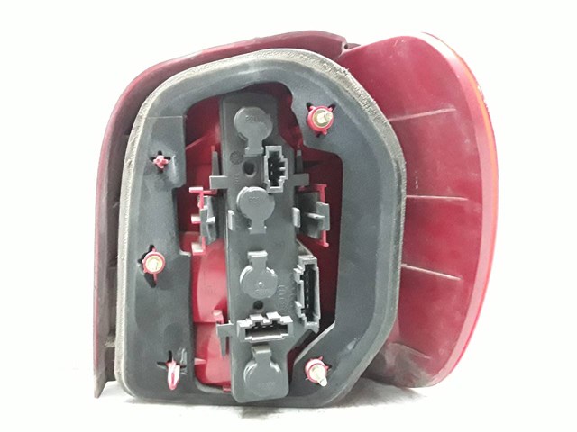 Lampa zespolona tylna lewa 6N0945095H VAG