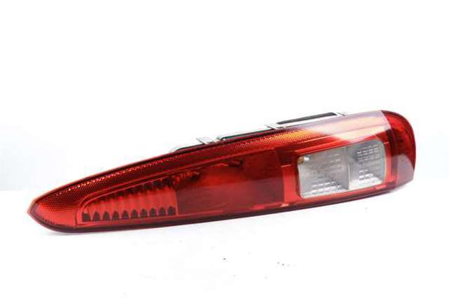 Lampa zespolona tylna prawa 6N1113A602AA FORD