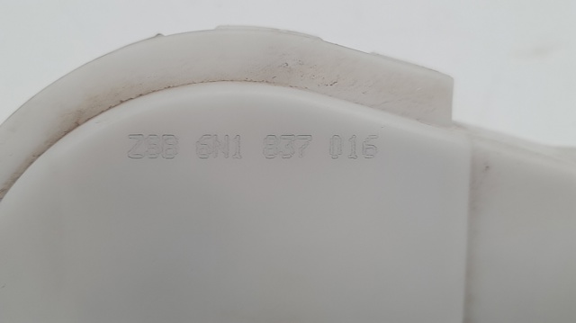 Zamek drzwi przednich prawych 6N1837016 VAG