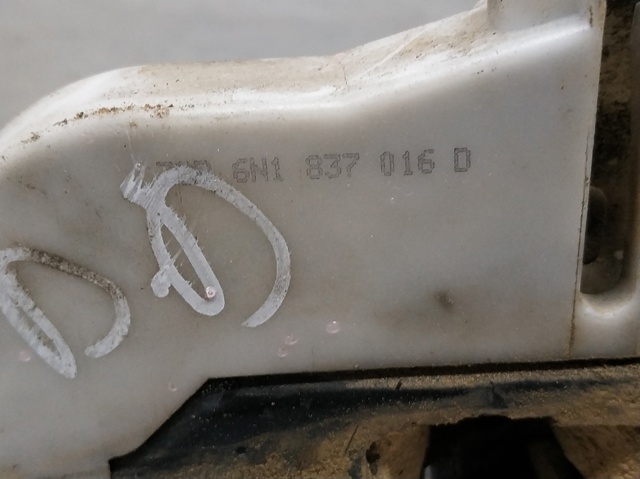 Zamek drzwi przednich prawych 6N1837016D VAG