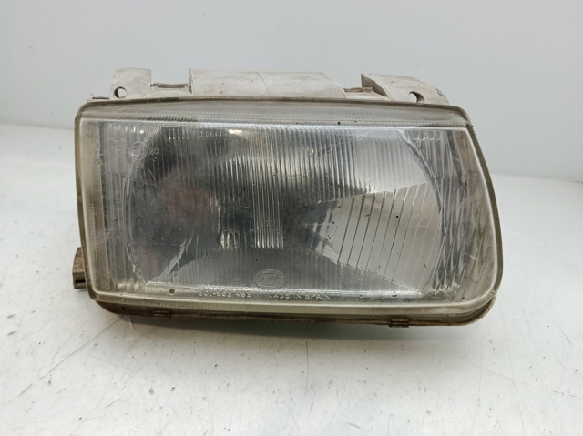 Reflektor prawy 6N1941016A VAG