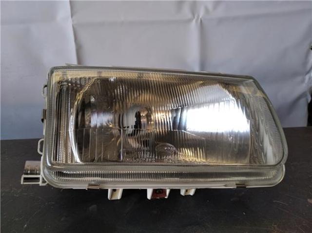 Reflektor prawy 6N1941018A VAG