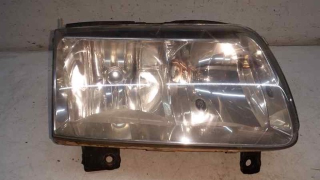 Reflektor prawy 6N1941018AB VAG