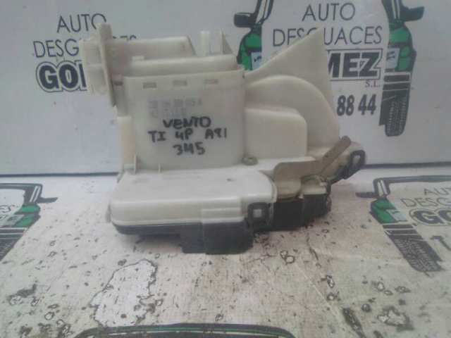 Zamek drzwi tylnych lewych 6N4839015B VAG