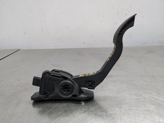 6PV01036884 Ford