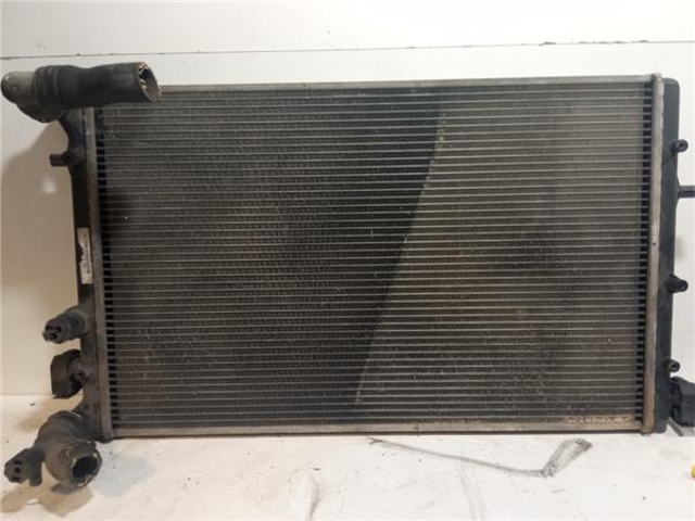 Chłodnica silnika 6Q0121253 VAG