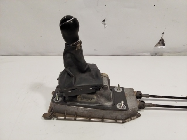 Mechanizm zmiany biegów (cięgno) 6Q0711061E VAG