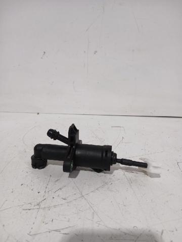 Cylinder sprzęgła główny 6Q0721388 VAG