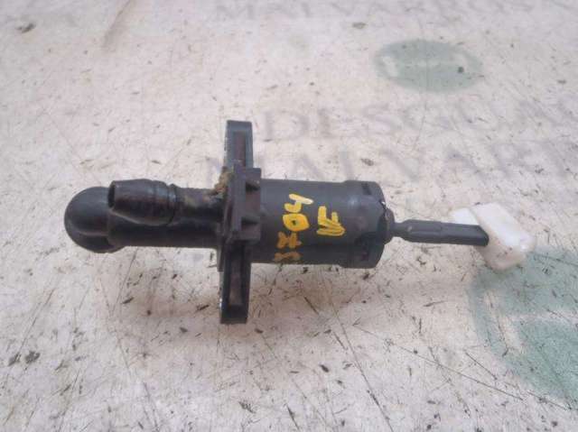 Cylinder sprzęgła główny 6Q0721388D VAG