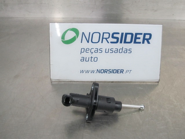 Cylinder sprzęgła główny 6Q0721388F VAG