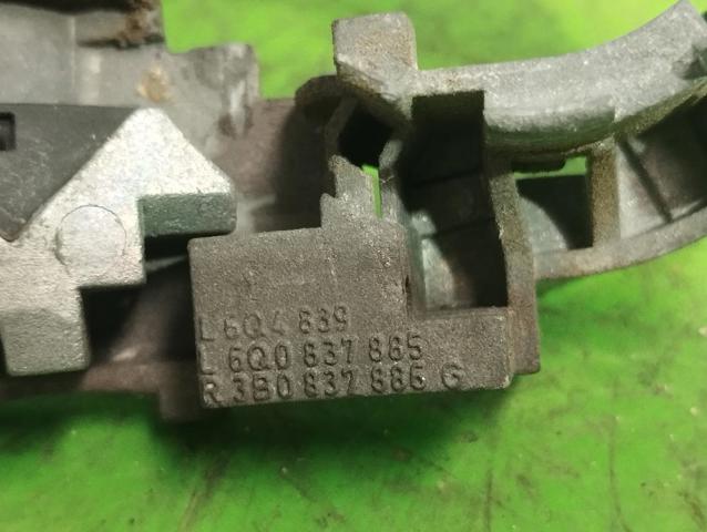 Pałąk zewnętrznej klamki drzwi przednich lewej 6Q0837885 VAG