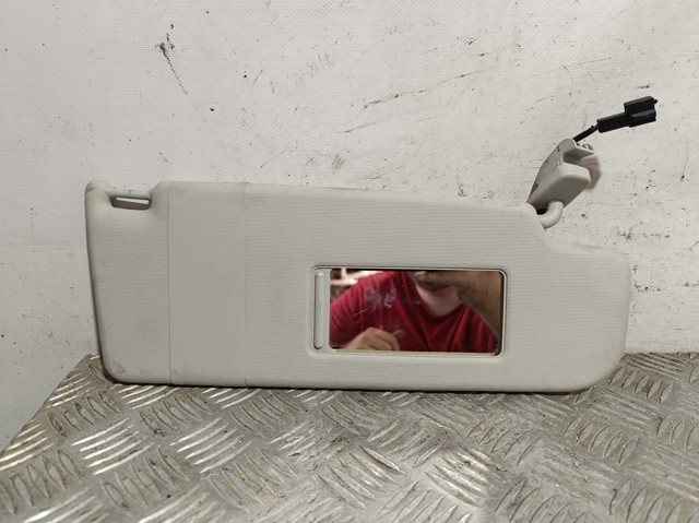 Osłona przeciwsłoneczna 6Q0857552F VAG