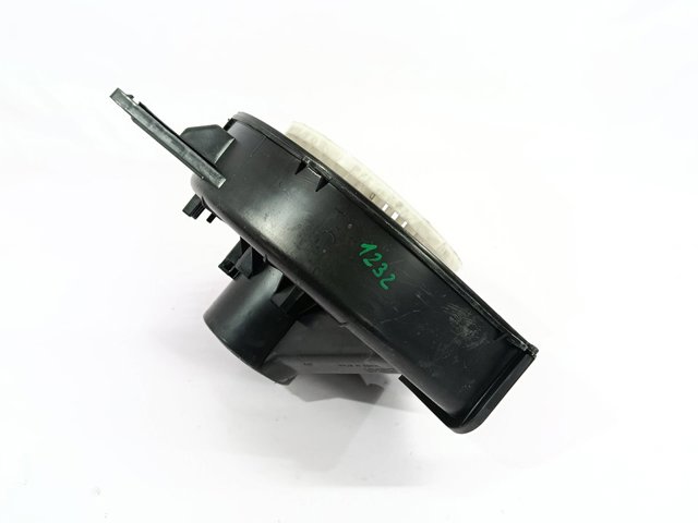 6Q1820015 VAG