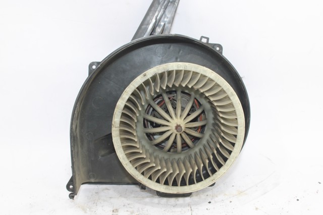 6Q1820015 VAG