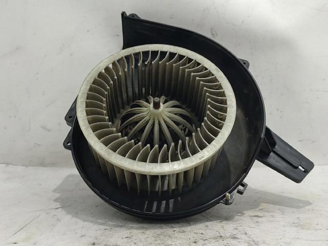 6Q1820015C VAG