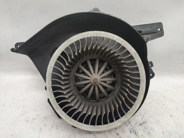 6Q1820015C VAG